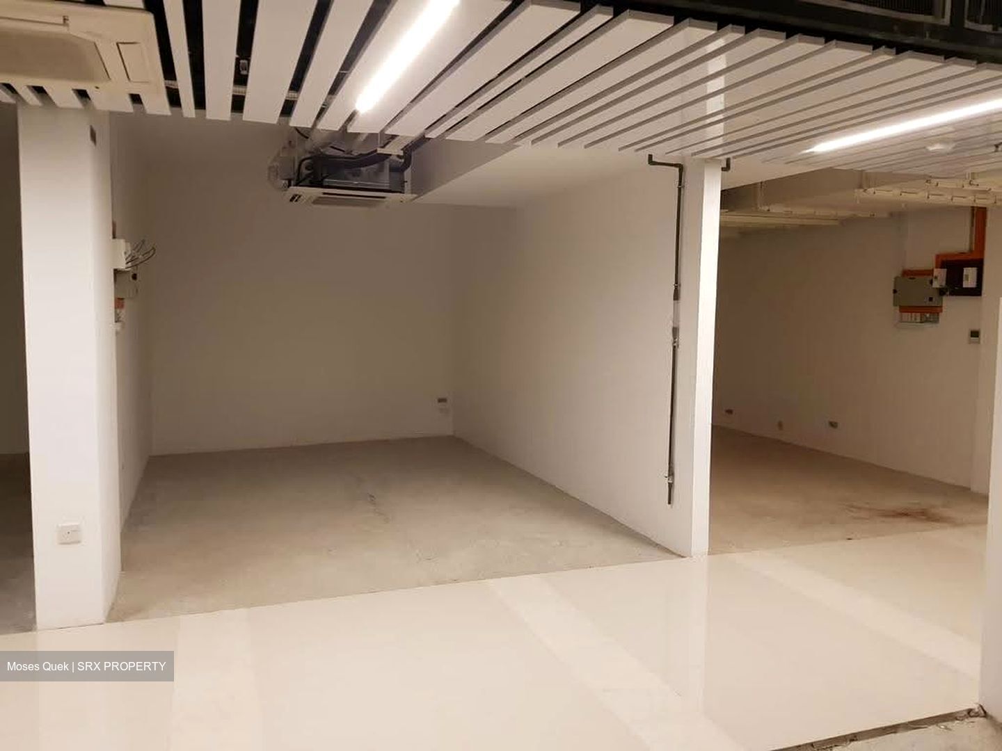 Pavilion Square (D14), Office #631417771